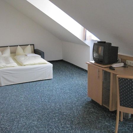 Hotel Jagermo Grasbrunn Extérieur photo