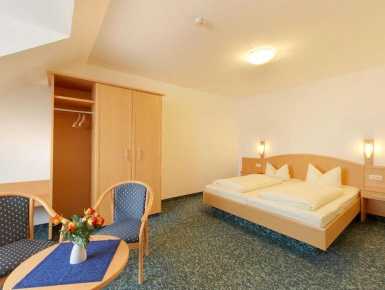 Hotel Jagermo Grasbrunn Chambre photo